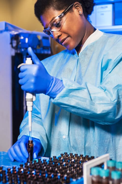 Green Petro™ – Leading Mold Release Agent Manufacturer in India Mold release agent manufacturer team at Green Petro™ developing sustainable solutions